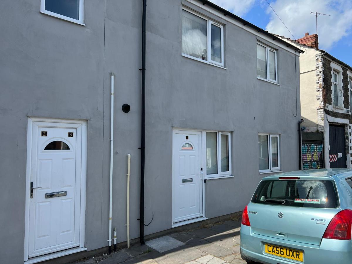 A Spacious Flat Cardiff Exterior foto