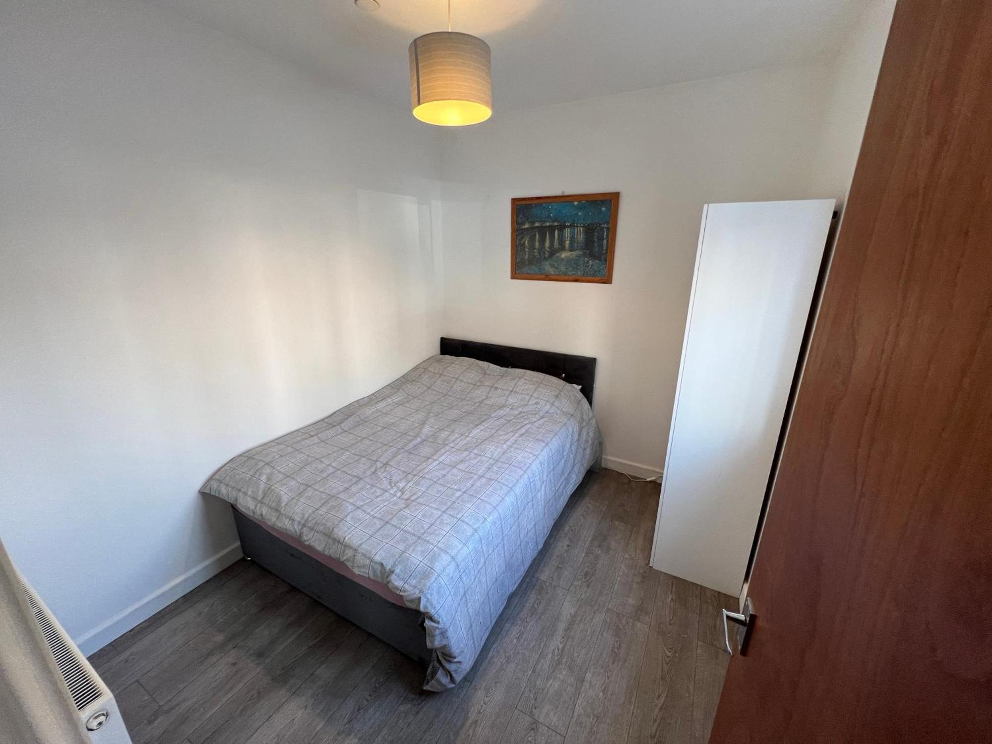 A Spacious Flat Cardiff Exterior foto